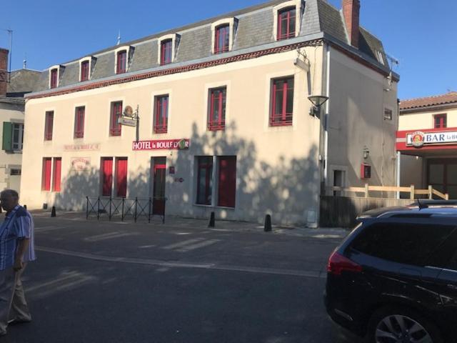 Hotel La Boule D'Or Pouzauges Exteriér fotografie
